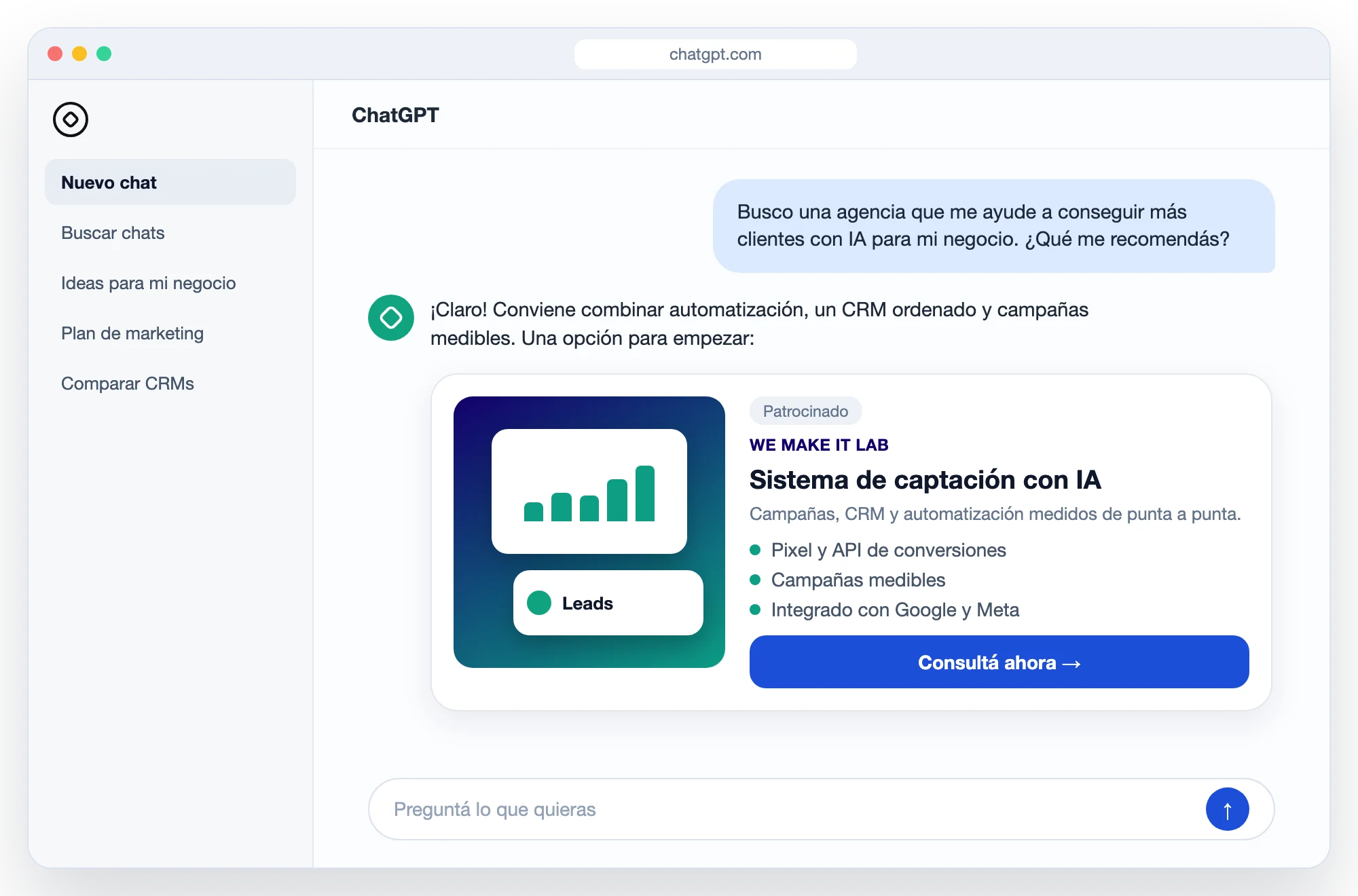 Ilustración de cómo se ve un anuncio patrocinado dentro de ChatGPT, en computadora y en celular